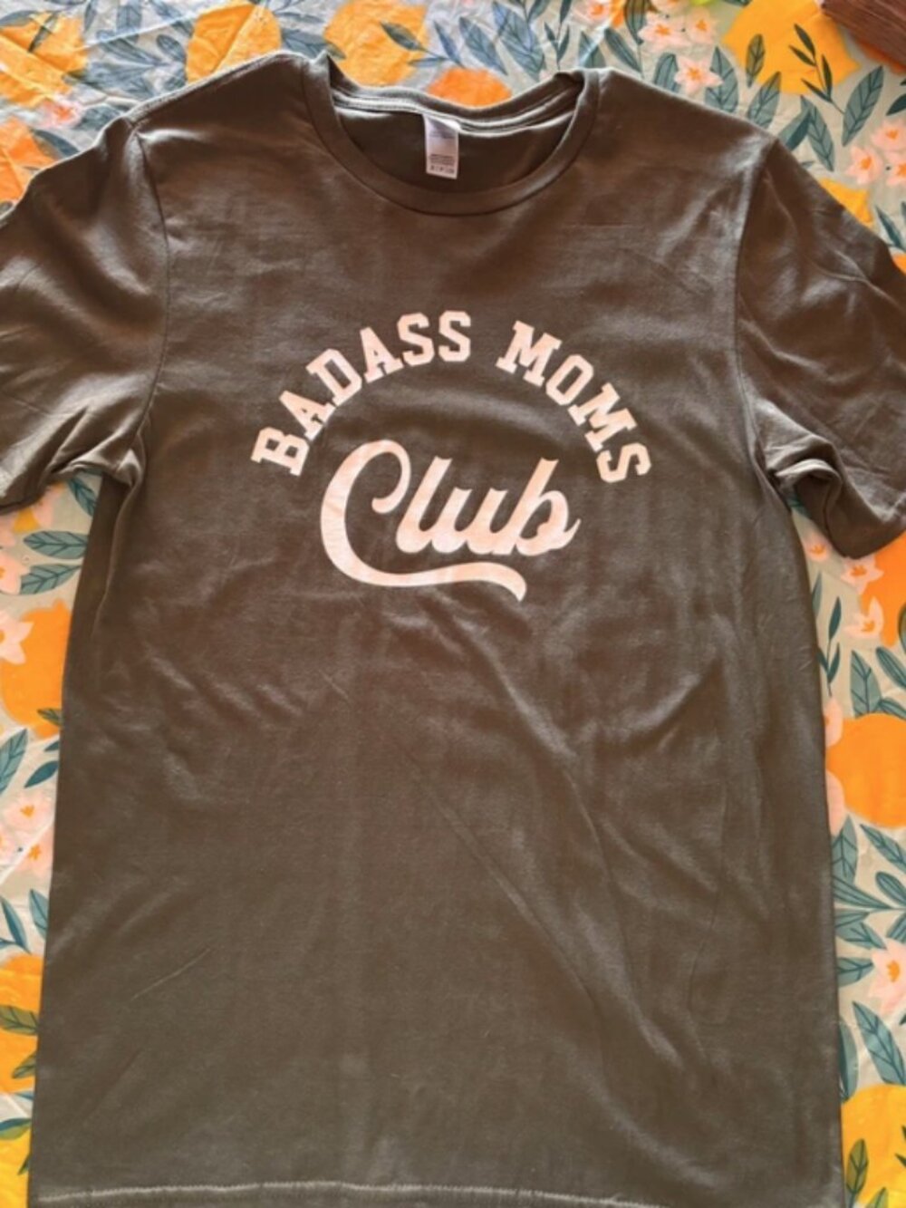 "BADASS MOMS CLUB" T SHIRT